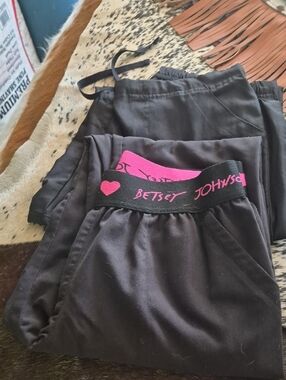 Set Of 2 Women's Black Scrub Pants